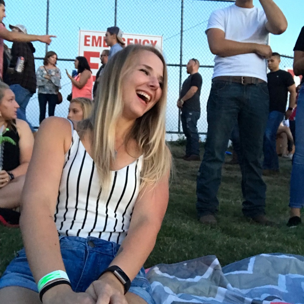 Meet your Posher, Savannah